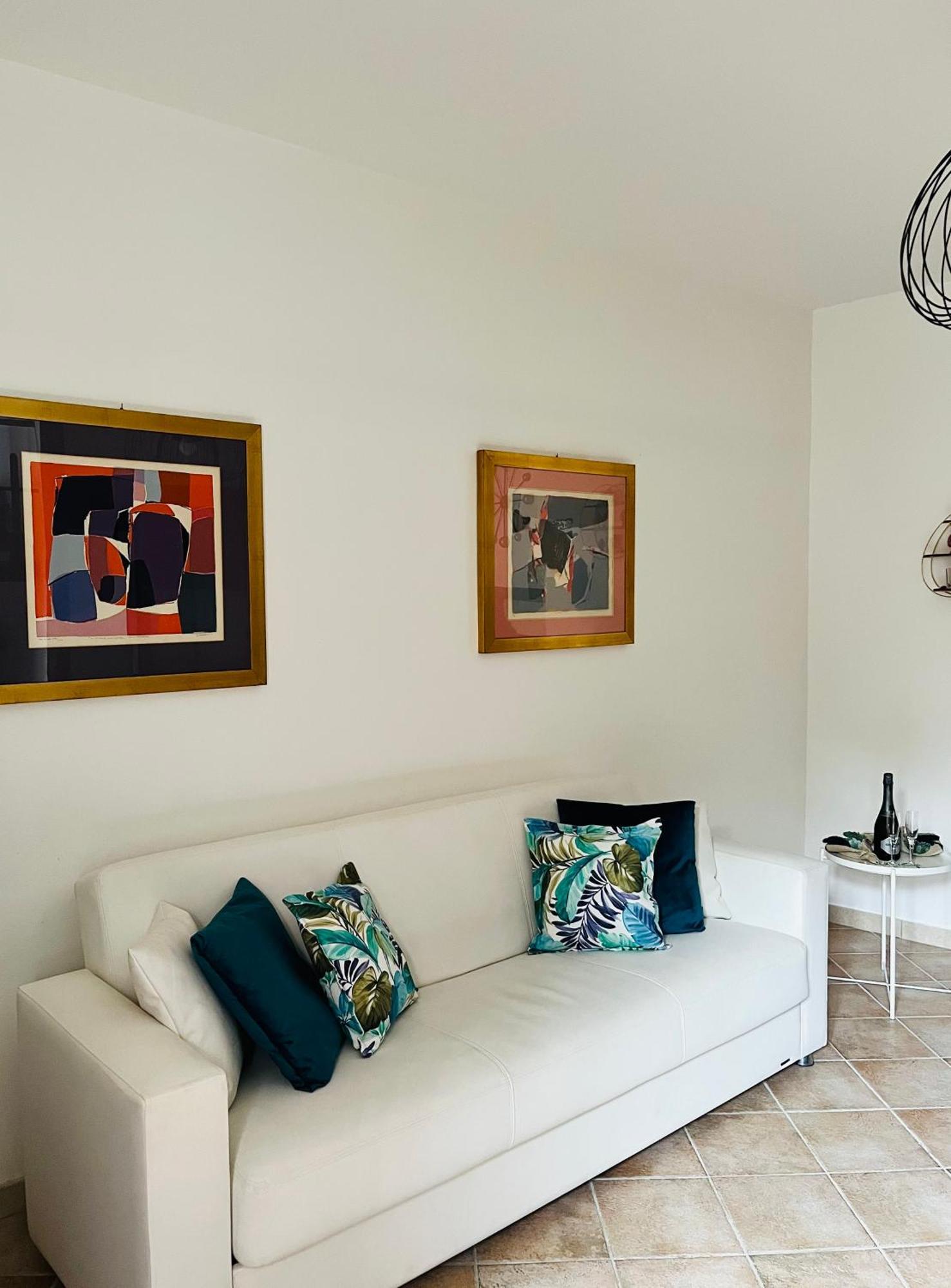 Апартаменты Tyche House Кастельмола Экстерьер фото